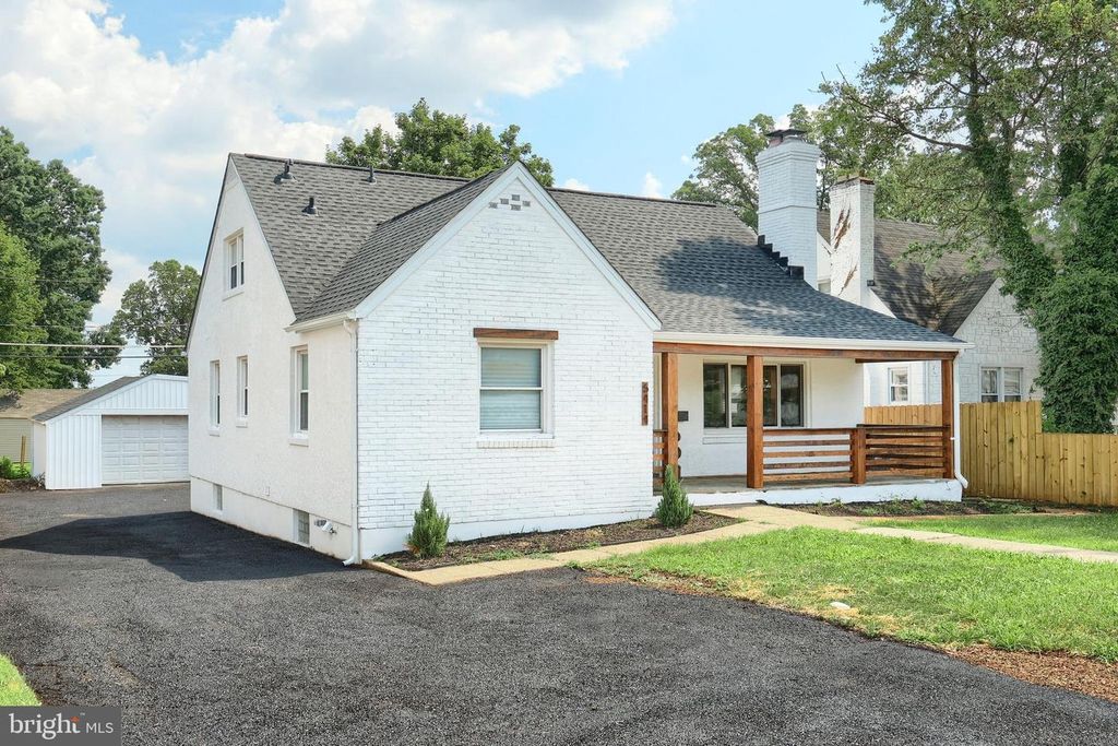 6414 LIBERTY RD, Baltimore, MD 21207