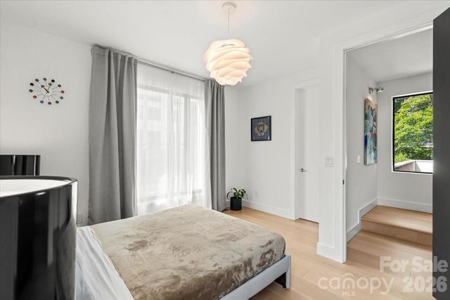 1620 S Tryon Street, Charlotte, NC 28203