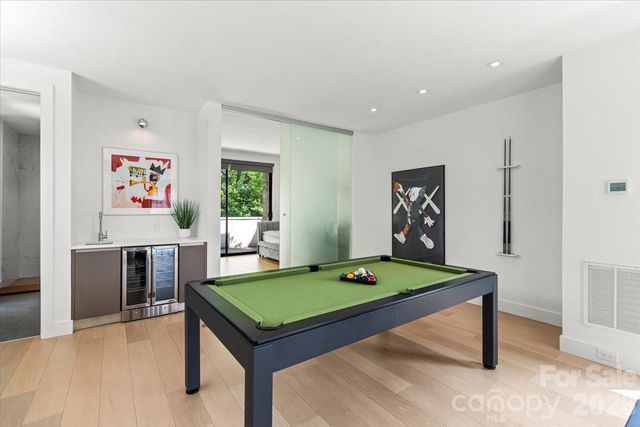 1620 S Tryon Street, Charlotte, NC 28203