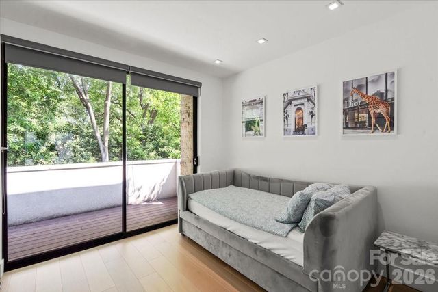 1620 S Tryon Street, Charlotte, NC 28203