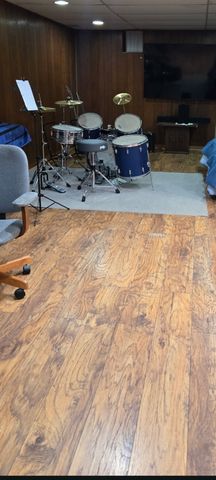 2617 W Greenwood Avenue, Waukegan, IL 60087