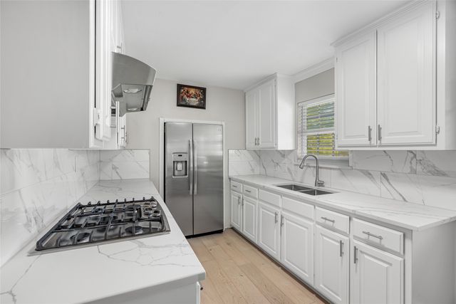 6308 Vel Drive, Fort Worth, TX 76112