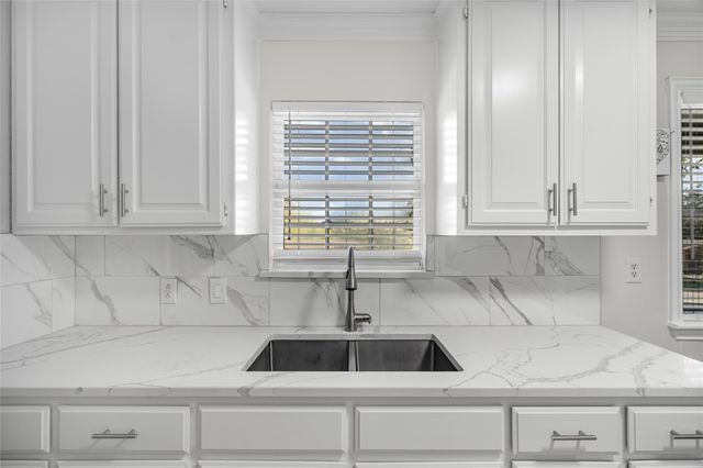 6308 Vel Drive, Fort Worth, TX 76112