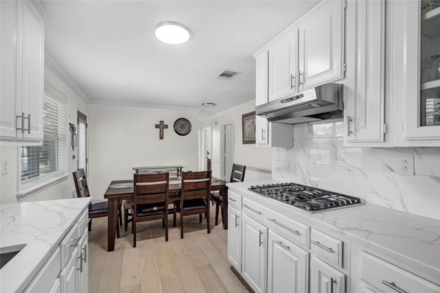 6308 Vel Drive, Fort Worth, TX 76112