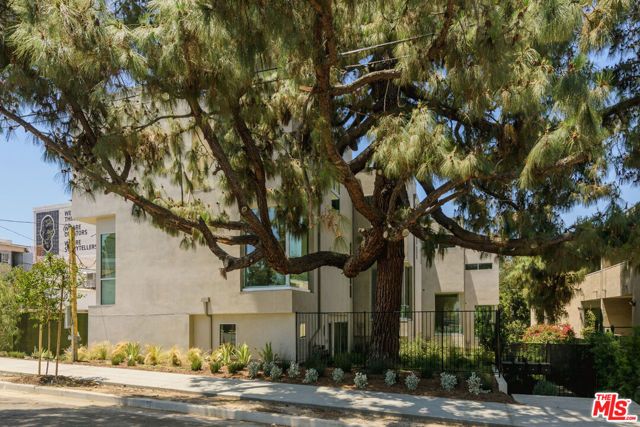 1119 Sanborn Avenue, Los Angeles, CA 90029
