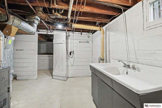 1720 N Park Avenue, Fremont, NE 68025
