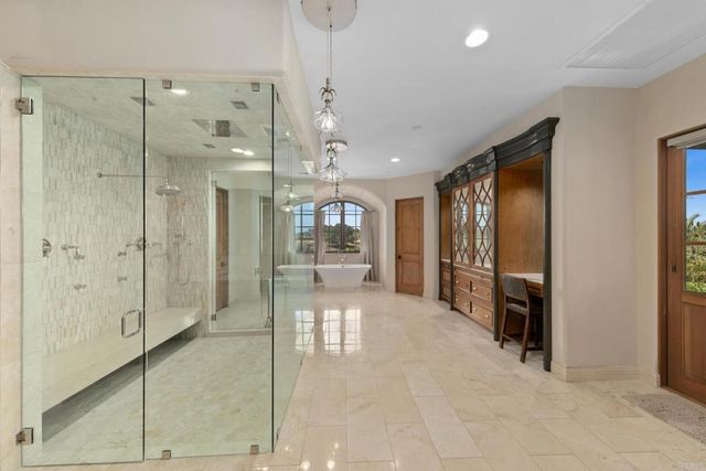 8287 Run of the Knolls, San Diego, CA 92127