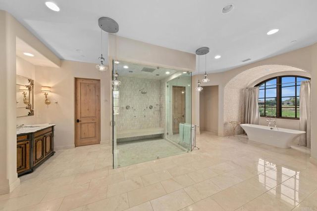 8287 Run of the Knolls, San Diego, CA 92127