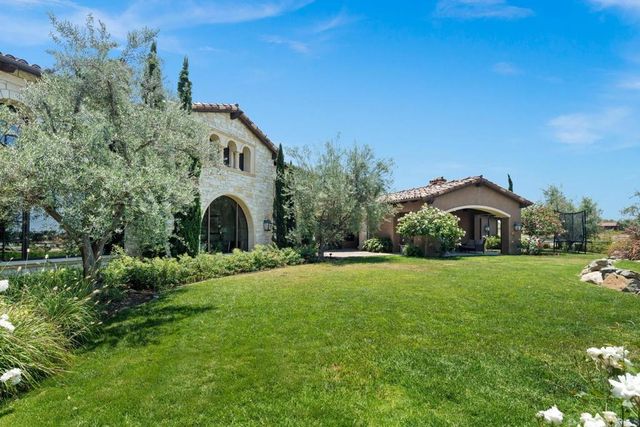 8287 Run of the Knolls, San Diego, CA 92127