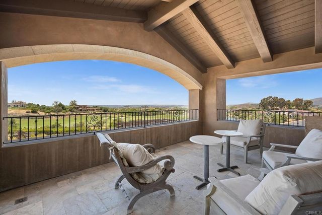 8287 Run of the Knolls, San Diego, CA 92127