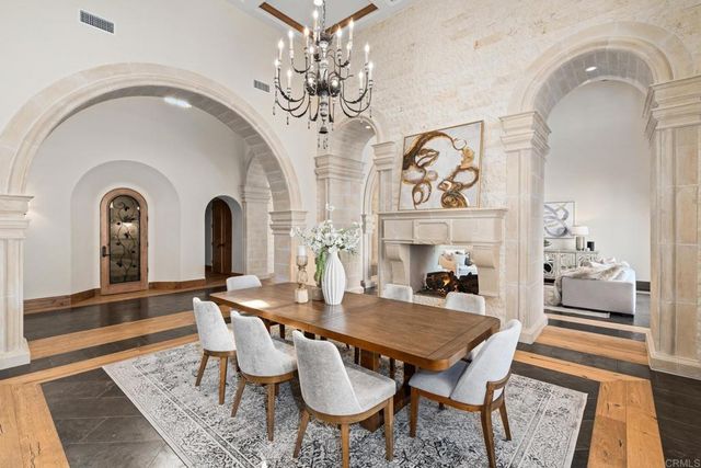 8287 Run of the Knolls, San Diego, CA 92127