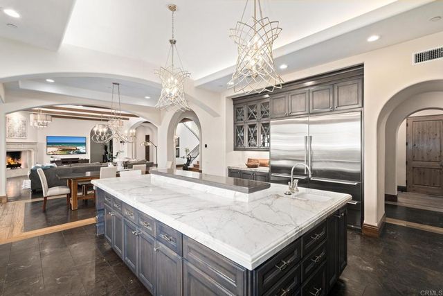 8287 Run of the Knolls, San Diego, CA 92127