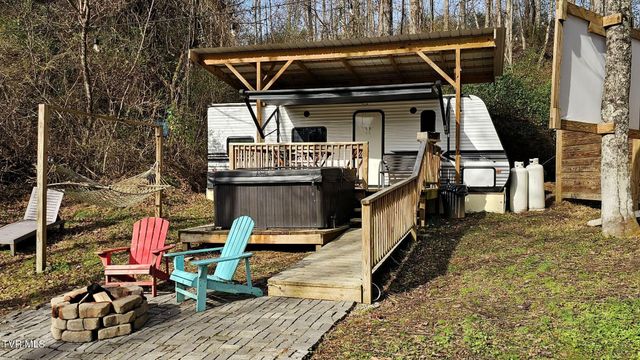 290 Spyglass Drive, Jonesville, VA 24263