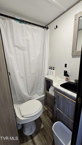 290 Spyglass Drive, Jonesville, VA 24263