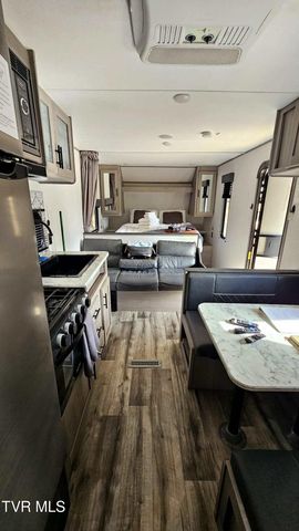 290 Spyglass Drive, Jonesville, VA 24263