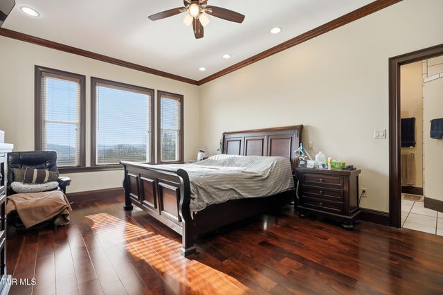 290 Spyglass Drive, Jonesville, VA 24263