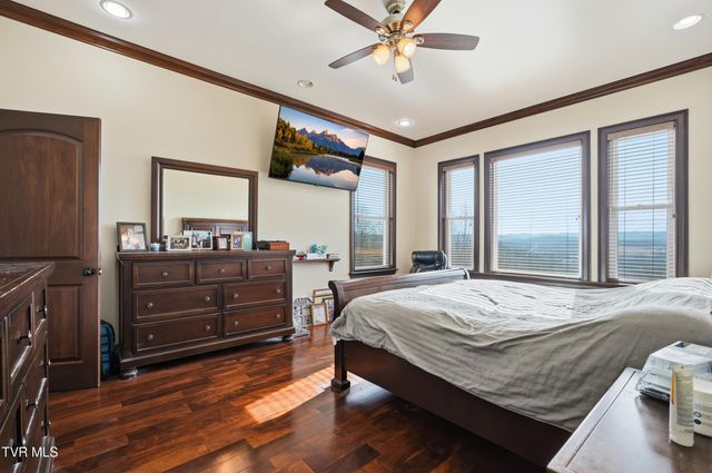 290 Spyglass Drive, Jonesville, VA 24263