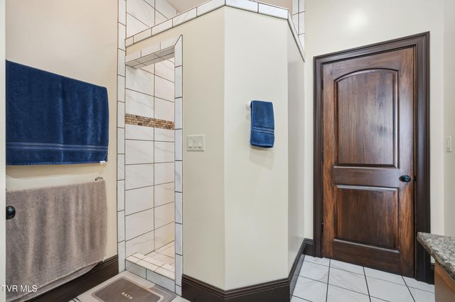 290 Spyglass Drive, Jonesville, VA 24263