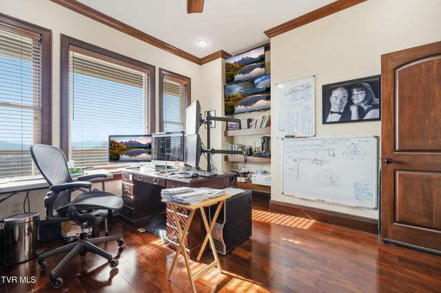 290 Spyglass Drive, Jonesville, VA 24263