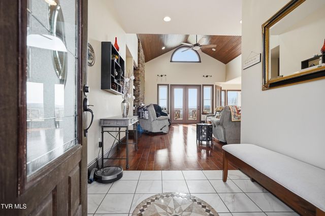 290 Spyglass Drive, Jonesville, VA 24263