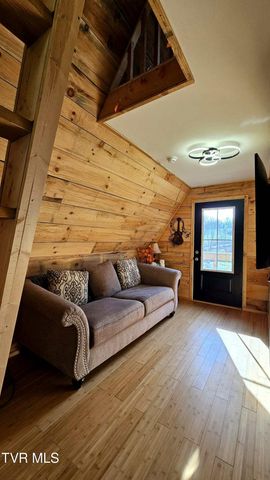 290 Spyglass Drive, Jonesville, VA 24263