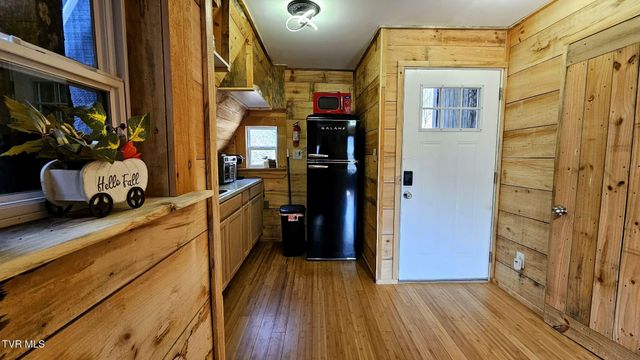 290 Spyglass Drive, Jonesville, VA 24263