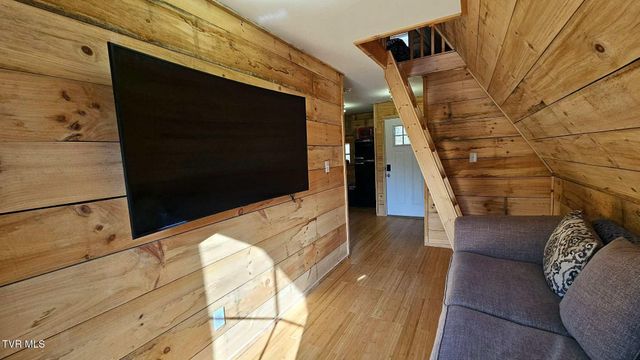 290 Spyglass Drive, Jonesville, VA 24263