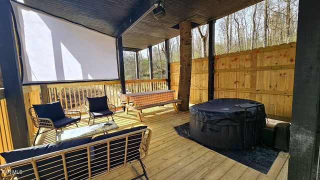 290 Spyglass Drive, Jonesville, VA 24263