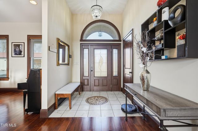 290 Spyglass Drive, Jonesville, VA 24263