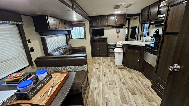 290 Spyglass Drive, Jonesville, VA 24263