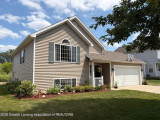 412 Coventry Lane, Mason, MI 48854