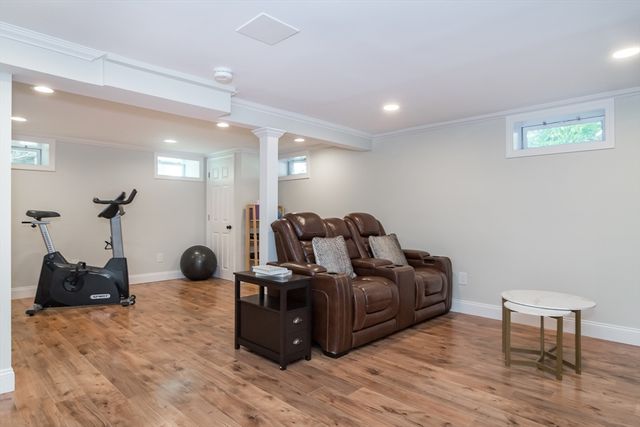 286 Linden Street 286, Wellesley, MA 02482