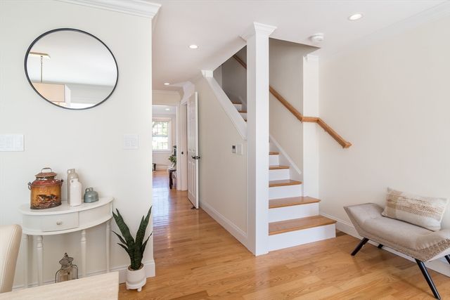 286 Linden Street 286, Wellesley, MA 02482