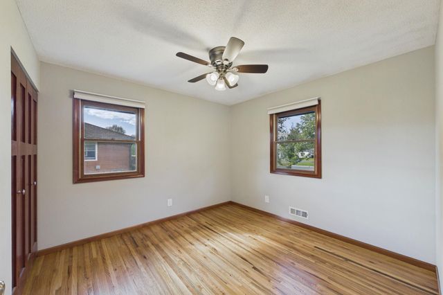 4050 Upper 149th Street W, Rosemount, MN 55068