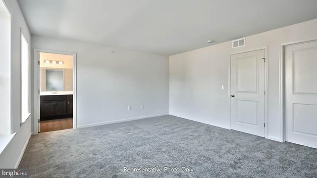 140 FOUNDRY LN, Lebanon, PA 17042