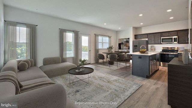 140 FOUNDRY LN, Lebanon, PA 17042