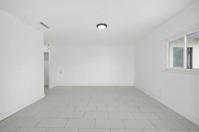 304 edgerton, San Bernardino, CA 92405