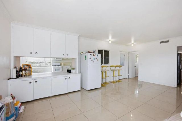 304 edgerton, San Bernardino, CA 92405