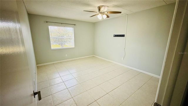 2840 SOMERSET PARK DRIVE 201, Tampa, FL 33613