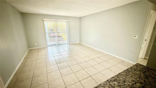 2840 SOMERSET PARK DRIVE 201, Tampa, FL 33613