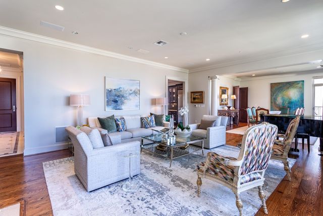 2525 N PEARL Street 1201, Dallas, TX 75201