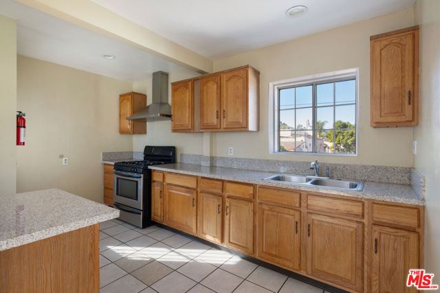 2351 Cabot Street, Los Angeles, CA 90031