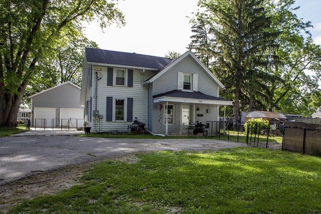 125 Keyes Street, Lake Mills, WI 53551