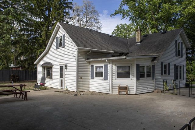 125 Keyes Street, Lake Mills, WI 53551