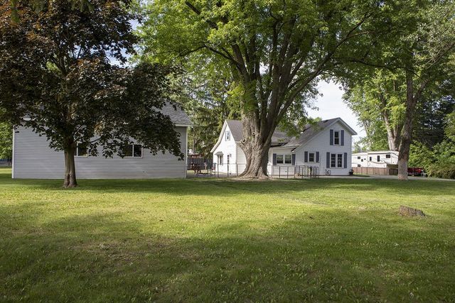 125 Keyes Street, Lake Mills, WI 53551