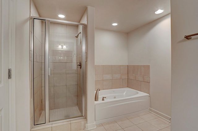 914 Main St Street 1113, Houston, TX 77002