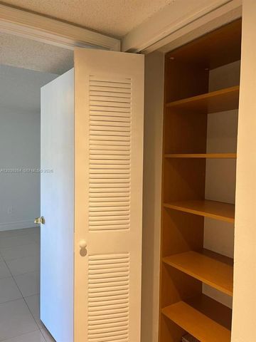 5540 NW 61st St 409, Coconut Creek, FL 33073