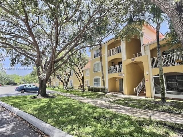 5540 NW 61st St 409, Coconut Creek, FL 33073