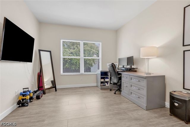 1215 Sarah Jean CIR J205, Naples, FL 34110