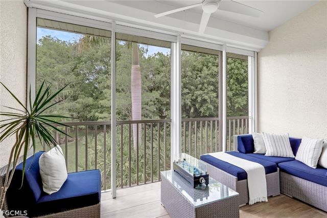 1215 Sarah Jean CIR J205, Naples, FL 34110